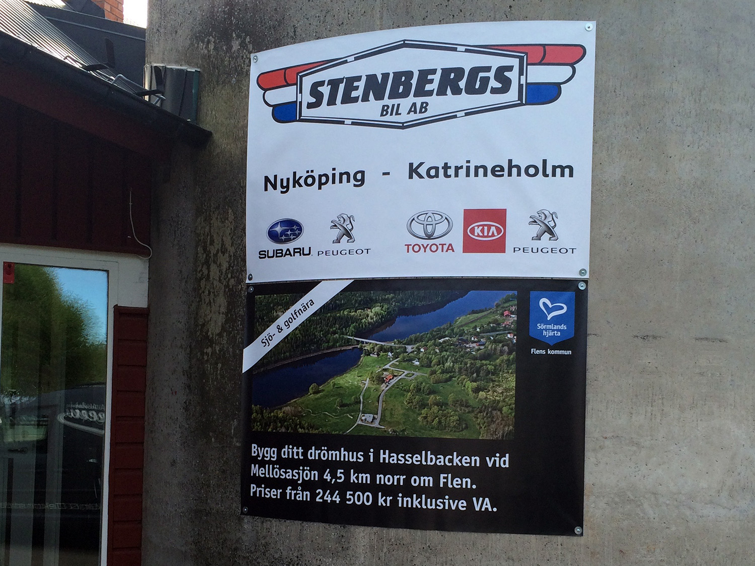 Printade banderoller – Stenbergs Bil, Flens Kommun.